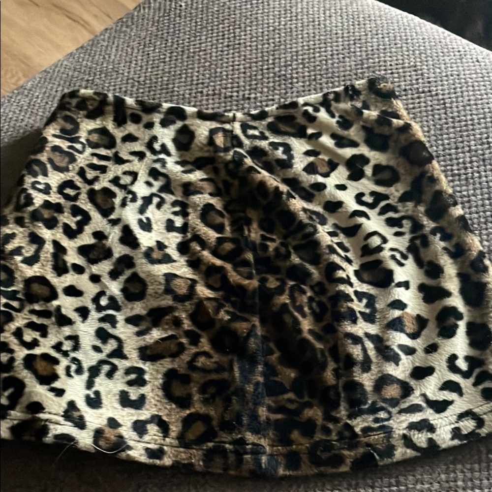 Vintage , no boundaries ,Leopard Print Mini Skirt, girls size 7/8